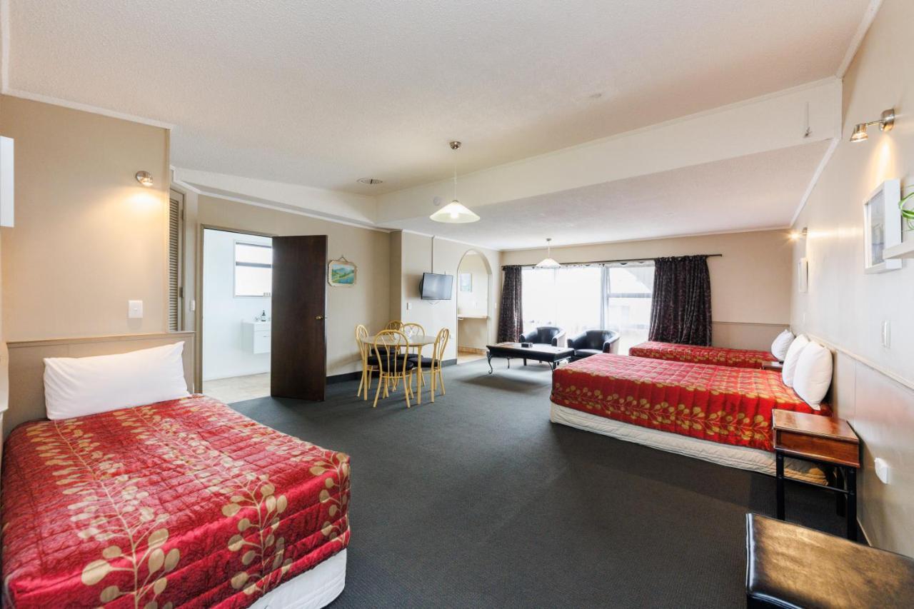 Manfeild Park Motel Феілдінг Екстер'єр фото